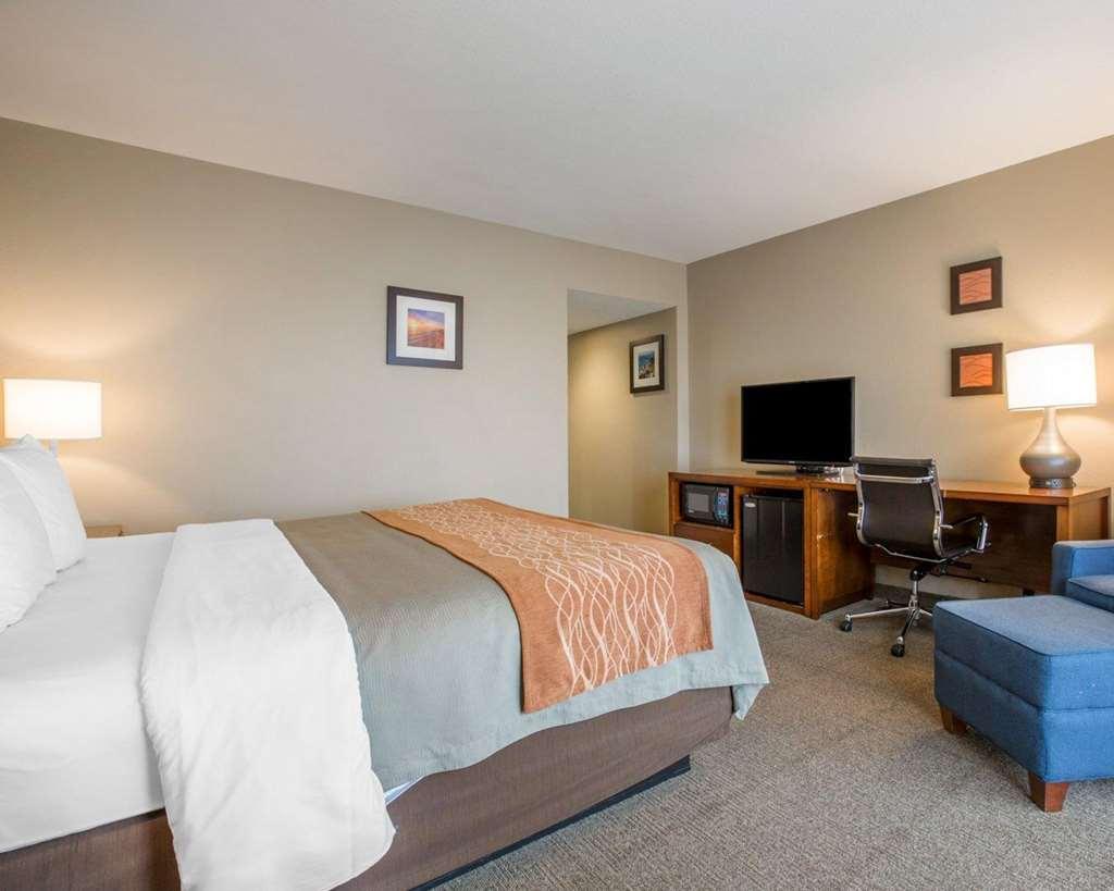 Hotel Avisa Downtown モロ・ベイ 部屋 写真