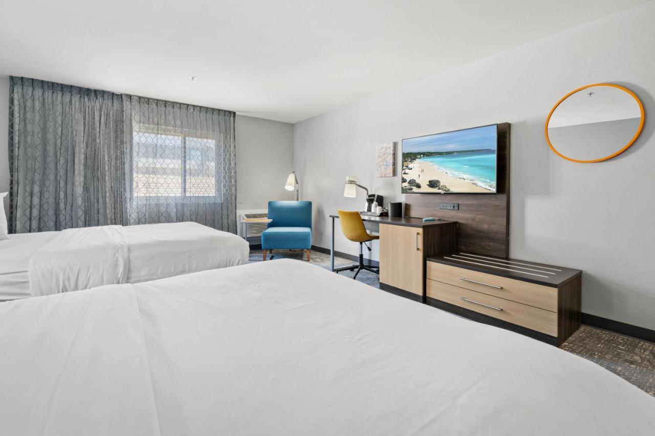 Hotel Avisa Downtown モロ・ベイ エクステリア 写真